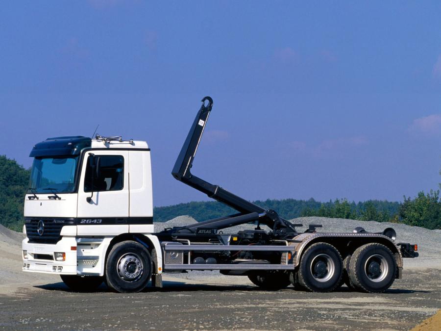  Mercedes-Benz Actros 2643 1997 года  (фото 2 из 2)